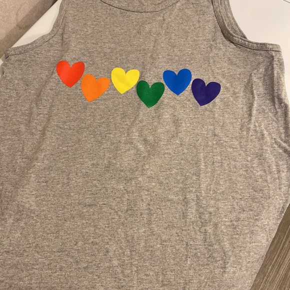 Mens Medium Rainbow Hearts Acceptance Tank - Picture 4 of 4